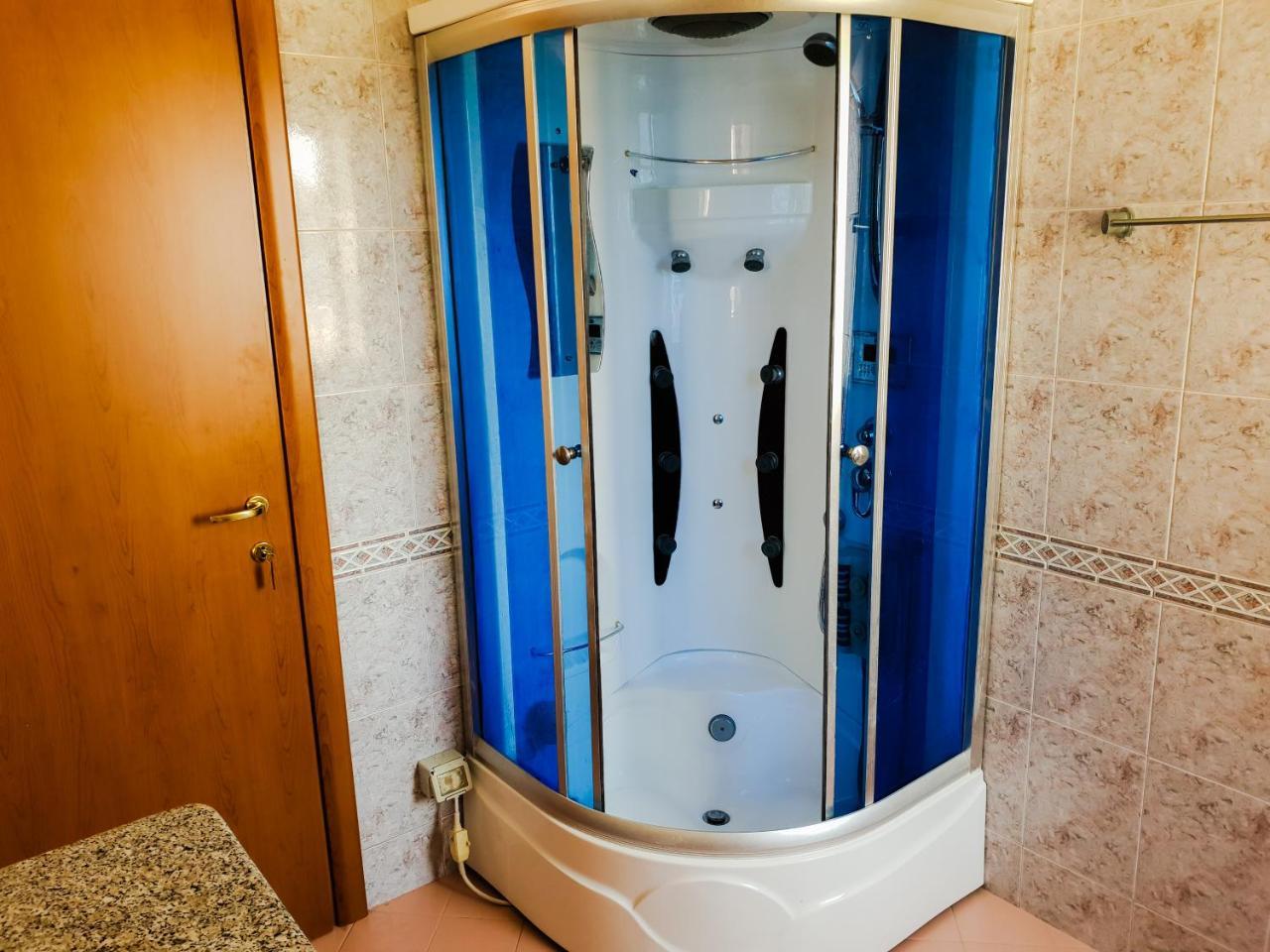 Vlorë Lux Apartments מראה חיצוני תמונה
